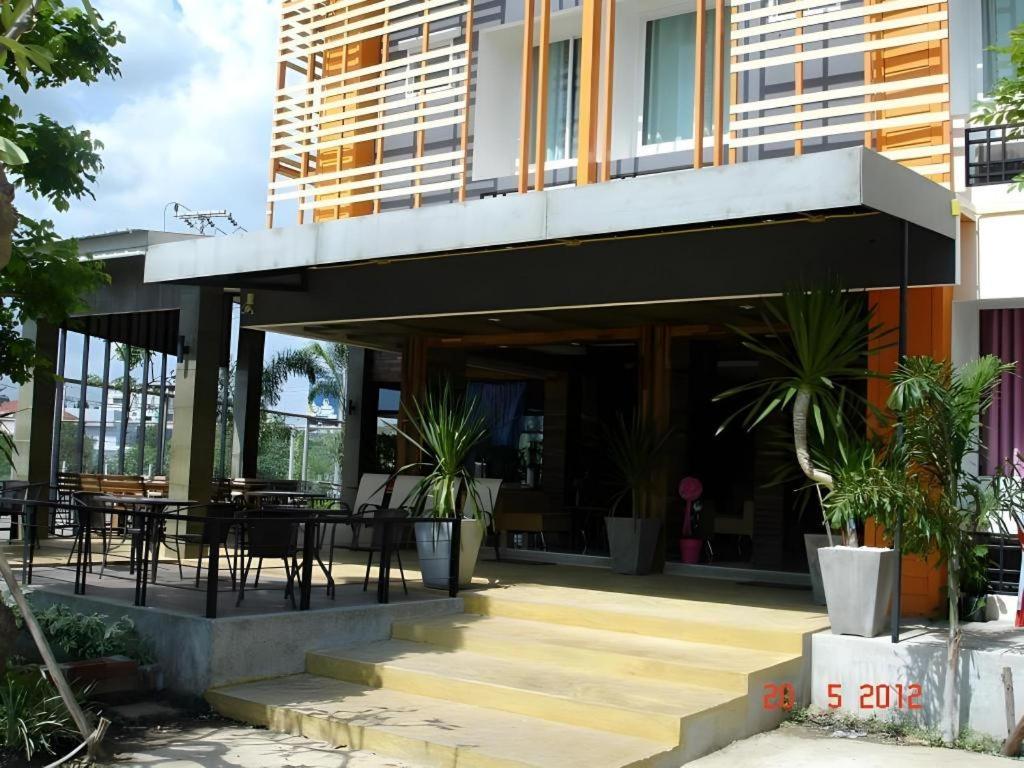 B2 Buriram Boutique And Budget Hotel Exterior foto